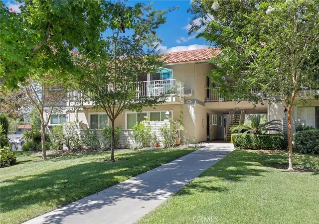 Listing Photo 5 - Condo for sale in building located at 892 Ronda Sevilla, Laguna Woods, CA 92637 - Unit #Q