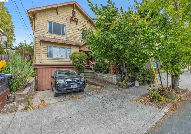 Multi family home for sale at 6502 Dana St, Oakland, CA 94609 | MLS# 41146826
