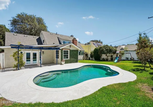 Photo 3 of Single family home for sale at 9653 Oakdale Ave, Chatsworth, CA 91311 | MLS# 226004165 | Listing updated on 2026-09-15