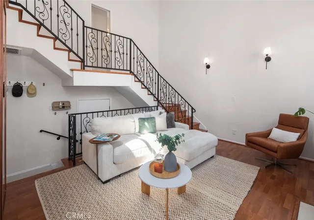 Photo 2 of Condo for sale at 10365 Almayo Ave #6, Los Angeles, CA 90064 | MLS# OC26144752 | Listing updated on 2026-09-15