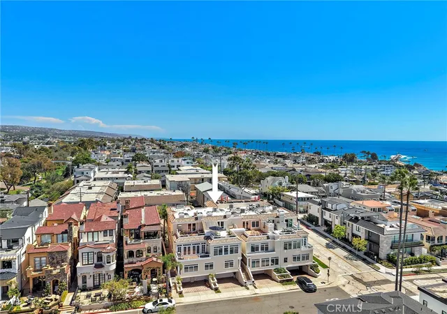 Photo 2 of Sale Pending at 302 Carnation Ave, Corona Del Mar, CA 92625 | MLS# PW26184887 | Listing updated on 2026-10-06