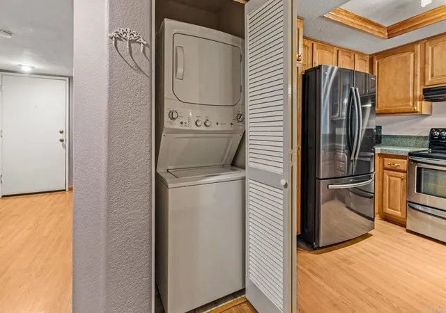 Listing Photo 5 - Condo for sale in building located at 9995 Scripps Westview Wy, San Diego, CA 92131 - Unit #55