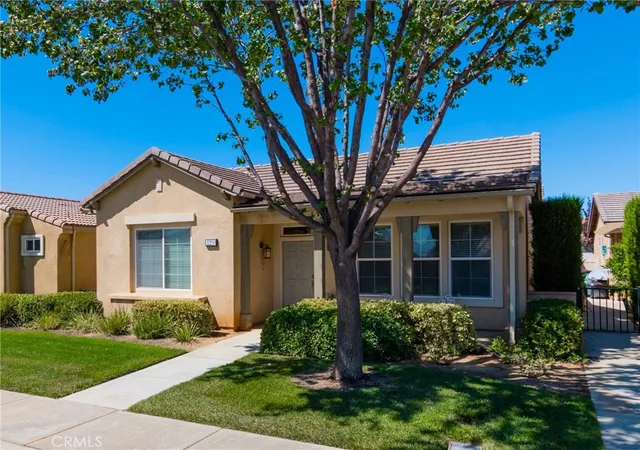 Photo 3 of Sale Pending at 129 Cascade, Beaumont, CA 92223 | MLS# IG26190803 | Listing updated on 2026-09-19