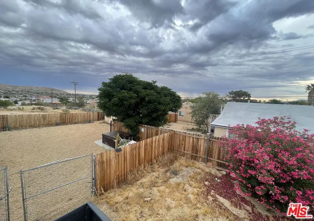 Photo 2 of Single family home for sale at 61750 Desert Air Rd, Joshua Tree, CA 92252 | MLS# 26943855 | Listing updated on 2026-09-15