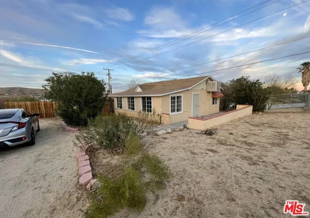 Photo 3 of Single family home for sale at 61750 Desert Air Rd, Joshua Tree, CA 92252 | MLS# 26943855 | Listing updated on 2026-09-15