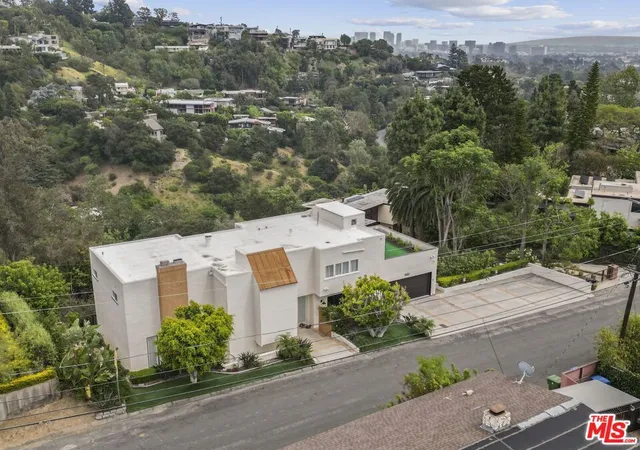 Photo 1 of Single family home for sale at 1052 N Kenter Ave, Los Angeles, CA 90049 | MLS# 26943885 | Listing updated on 2026-09-14
