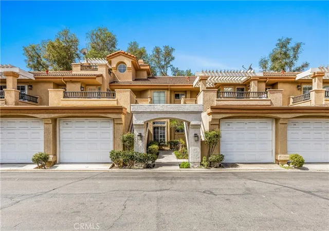 Condo for sale at 25873 Mcbean Pkwy #54, Valencia, CA 91355 | MLS# SR26192223