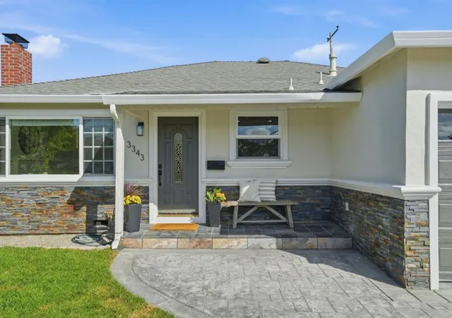 Photo 2 of Sale Pending at 3343 Victoria Ave, Santa Clara, CA 95051 | MLS# ML82059796 | Listing updated on 2026-09-14