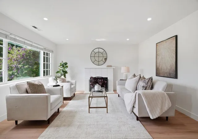 Photo 3 of Sale Pending at 3343 Victoria Ave, Santa Clara, CA 95051 | MLS# ML82059796 | Listing updated on 2026-09-14