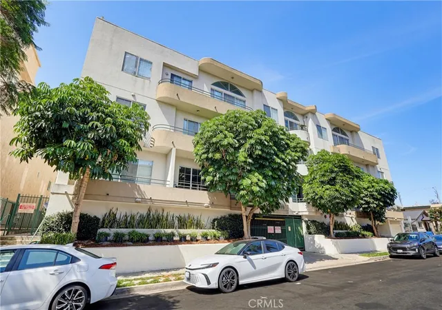 Photo 1 of Condo for sale at 3535 Dunn Dr #201, Los Angeles, CA 90034 | MLS# SB26189778 | Listing updated on 2026-09-14