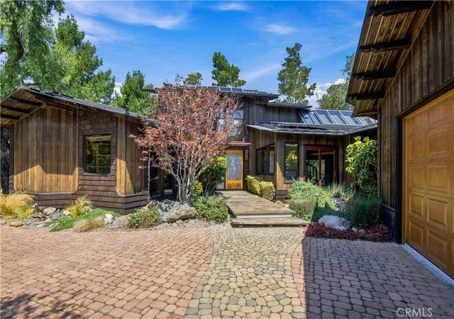 Photo 1 of Single family home for sale at 565 Chiswick Way, Cambria, CA 93428 | MLS# SC26187592 | Listing updated on 2026-09-14