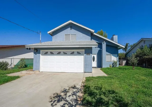 Photo 1 of Single family home for sale at 931 H St, Ramona, CA 92065 | MLS# NDP2608260 | Listing updated on 2026-09-14