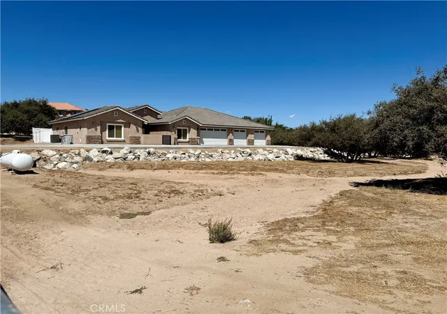 Photo 3 of Single family home for sale at 5826 Casita, Oak Hills, CA 92344 | MLS# HD26189045 | Listing updated on 2026-09-15