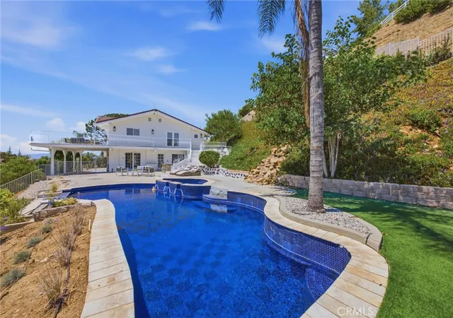 Photo 1 of Single family home for sale at 150 Saddlebow Rd, Bell Canyon, CA 91307 | MLS# SR26192377 | Listing updated on 2026-09-15