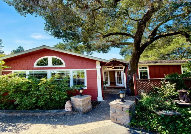 Photo 3 of Manufactured home for sale at 552 Bean Crk Rd #94, Scotts Valley, CA 95066 | MLS# ML82059813 | Listing updated on 2026-09-14