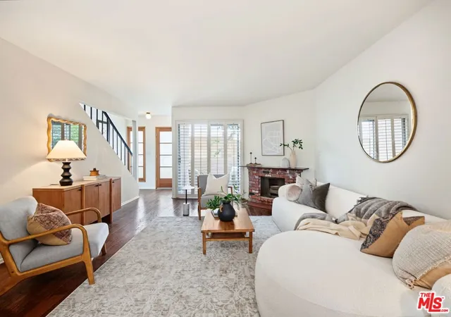 Photo 3 of Townhouse for sale at 2016 Euclid St #13, Santa Monica, CA 90405 | MLS# 26939039 | Listing updated on 2026-09-15