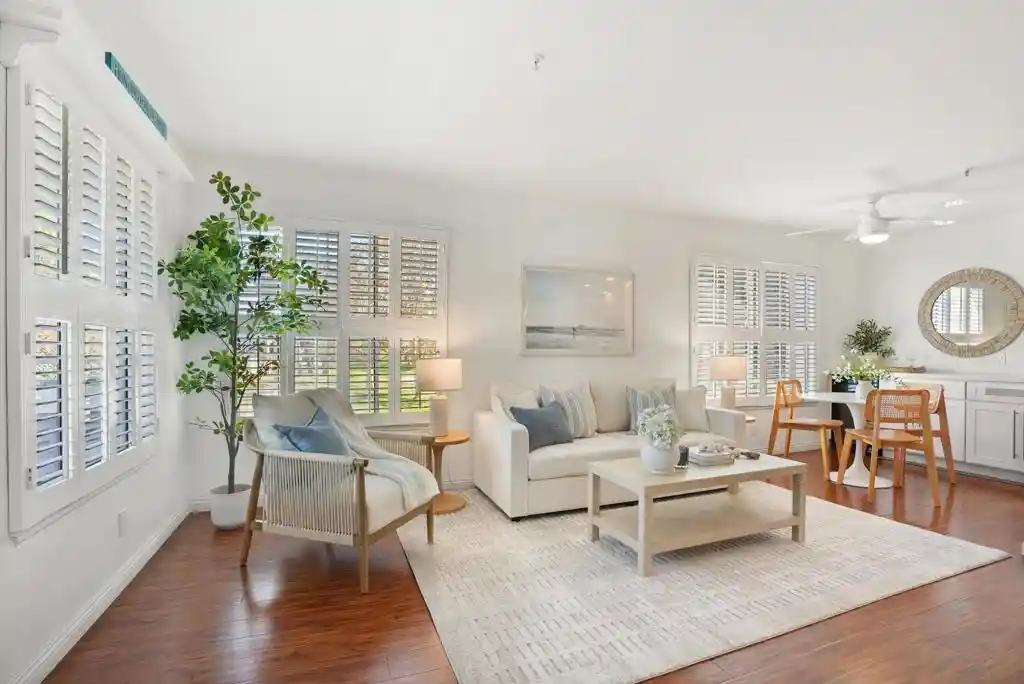 Listing Photo 2 - Condo for sale in 18242 Parkview Ln located at 18242 Parkview Ln, Huntington Beach, CA 92648 - Unit #208