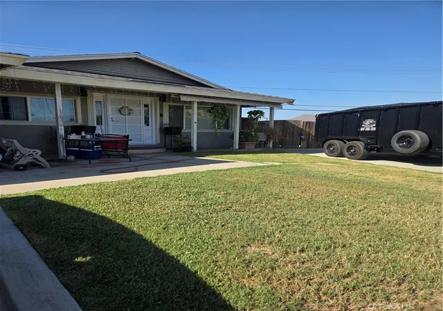 Photo 3 of Single family home for sale at 6091 Bonhill, Jurupa Valley, CA 92509 | MLS# IG26192408 | Listing updated on 2026-09-15