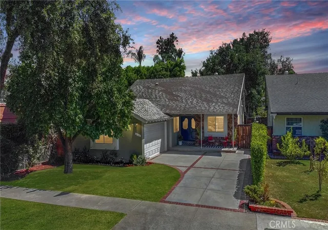 Photo 1 of Single family home for sale at 6566 Andasol Ave, Van Nuys, CA 91406 | MLS# SR26189695 | Listing updated on 2026-10-05