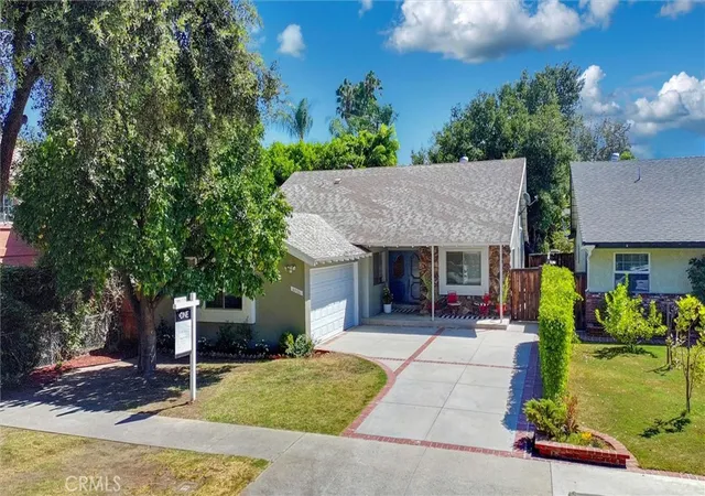 Photo 2 of Single family home for sale at 6566 Andasol Ave, Van Nuys, CA 91406 | MLS# SR26189695 | Listing updated on 2026-10-05