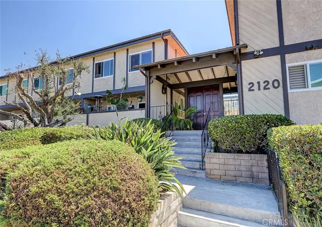 Photo 1 of Townhouse for sale at 2120 Dufour Ave #5, Redondo Beach, CA 90278 | MLS# SB26191150 | Listing updated on 2026-09-27