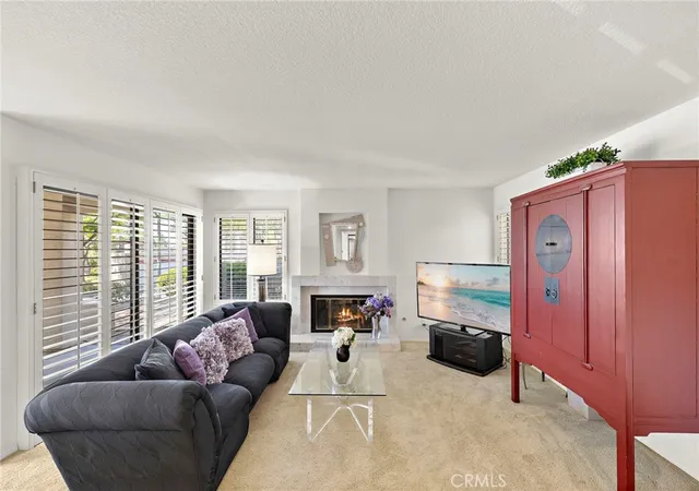 Listing Photo 4 - Condo for sale in building located at 27802 Gleneagles, Mission Viejo, CA 92692
