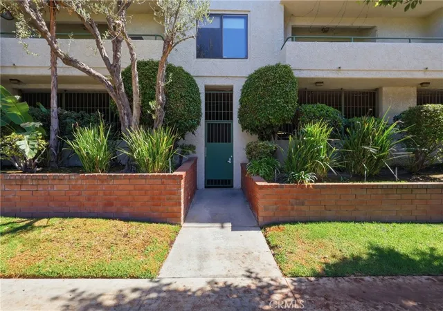 Photo 2 of Condo for sale at 3544 S Centinela #107, Los Angeles, CA 90066 | MLS# SB26192560 | Listing updated on 2026-09-14