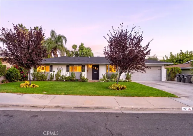 Photo 1 of Single family home for sale at 221 Phlox Ave, Redlands, CA 92373 | MLS# CV26192275 | Listing updated on 2026-09-15