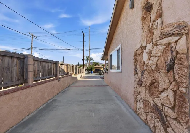 Photo 4 of Sale Pending at 1163 Marline Ave, El Cajon, CA 92021 | MLS# PTP2606685 | Listing updated on 2026-09-14