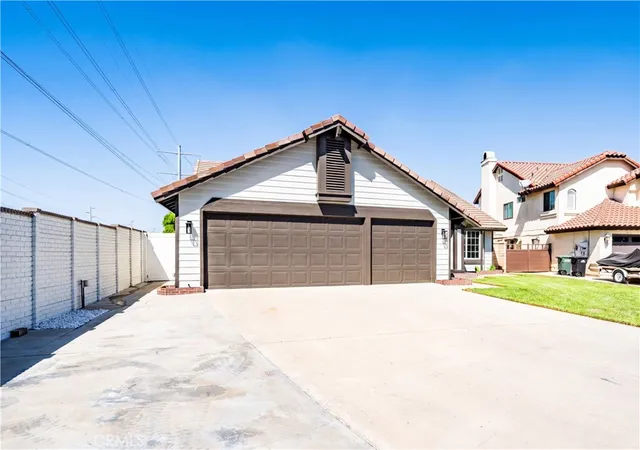 Photo 3 of Sale Pending at 3762 S Peach Tree, Ontario, CA 91761 | MLS# IV26192819 | Listing updated on 2026-09-15