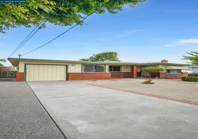 Photo 3 of Sale Pending at 8 Water St, Bay Point, CA 94565 | MLS# 41146986 | Listing updated on 2026-09-15