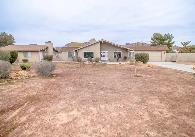 Photo 3 of Single family home for sale at 20376 Tonawanda, Apple Valley, CA 92307 | MLS# IG26192852 | Listing updated on 2026-09-15