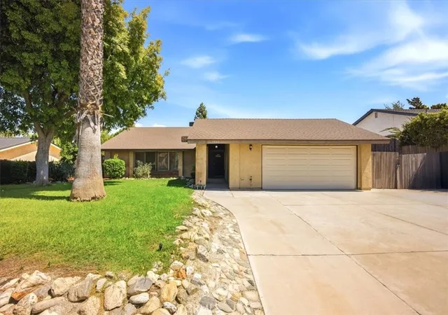 Photo 3 of Single family home for sale at 6544 Rycroft, Riverside, CA 92506 | MLS# OC26192861 | Listing updated on 2026-09-14