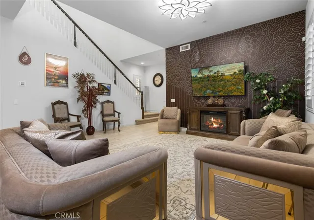 Photo 3 of Single family home for sale at 155 Bryce Run, Lake Forest, CA 92630 | MLS# OC26192142 | Listing updated on 2026-09-14