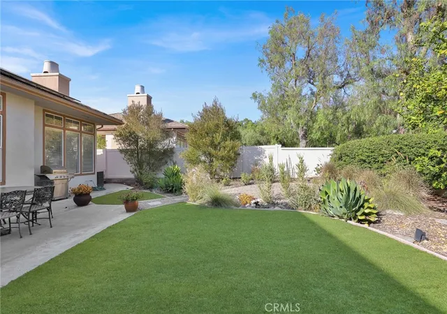 Photo 3 of Townhouse for sale at 12 Birdie Ln, Trabuco Canyon, CA 92679 | MLS# OC26190936 | Listing updated on 2026-09-14