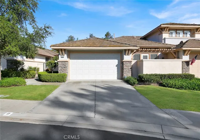 Photo 4 of Townhouse for sale at 12 Birdie Ln, Trabuco Canyon, CA 92679 | MLS# OC26190936 | Listing updated on 2026-09-14