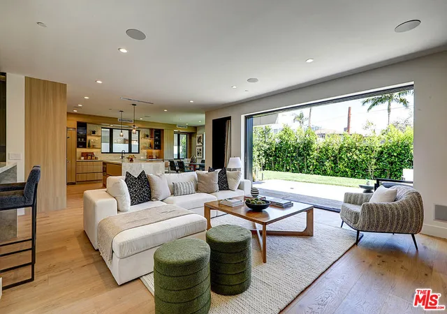 Photo 2 of Single family home for sale at 846 Dickson St, Marina Del Rey, CA 90292 | MLS# 26954889 | Listing updated on 2026-09-15