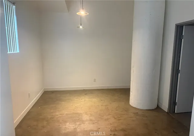Photo 1 of Condo for sale at 420 S San Pedro St Apt 226 Los Angeles Ca, Los Angeles, CA 90013 | MLS# DW26193022 | Listing updated on 2026-09-15