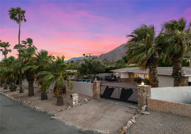 Photo 1 of Single family home for sale at 2553 N Cardillo Ave, Palm Springs, CA 92262 | MLS# SB26189291 | Listing updated on 2026-09-15