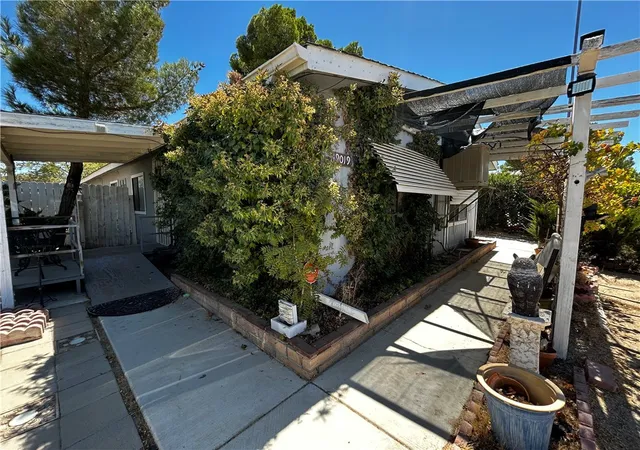 Photo 2 of Manufactured home for sale at 19019 Panther Ave, Adelanto, CA 92301 | MLS# HD26193040 | Listing updated on 2026-09-14