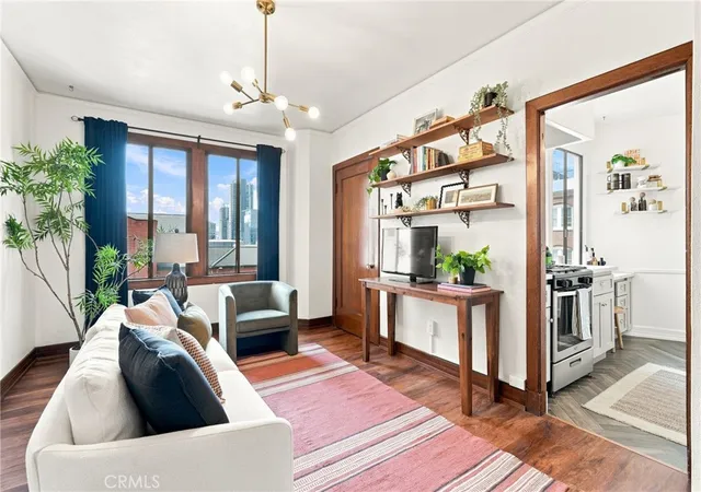 Photo 2 of Condo for sale at 315 West 3rd #401, Long Beach, CA 90802 | MLS# PW26193070 | Listing updated on 2026-09-14