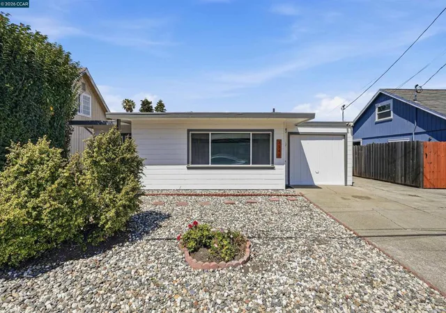 Photo 2 of Single family home for sale at 3543 Carlfield St, El Sobrante, CA 94803 | MLS# 41147016 | Listing updated on 2026-09-14