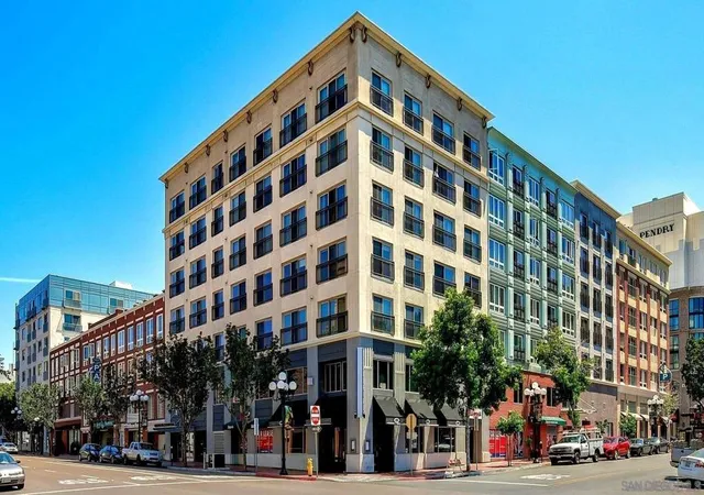 Photo 1 of Condo for sale at 450 J St #6121, San Diego, CA 92101 | MLS# 260021558SD | Listing updated on 2026-09-30