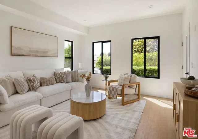 Photo 3 of Single family home for sale at 1294 S Citrus Ave, Los Angeles, CA 90019 | MLS# 26957667 | Listing updated on 2026-09-15