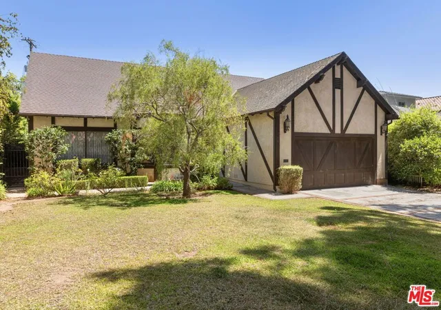 Photo 1 of Single family home for sale at 739 24th Street, Santa Monica, CA 90402 | MLS# 26918413 | Listing updated on 2026-09-15