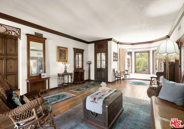 Photo 3 of Single family home for sale at 739 24th Street, Santa Monica, CA 90402 | MLS# 26918413 | Listing updated on 2026-09-15