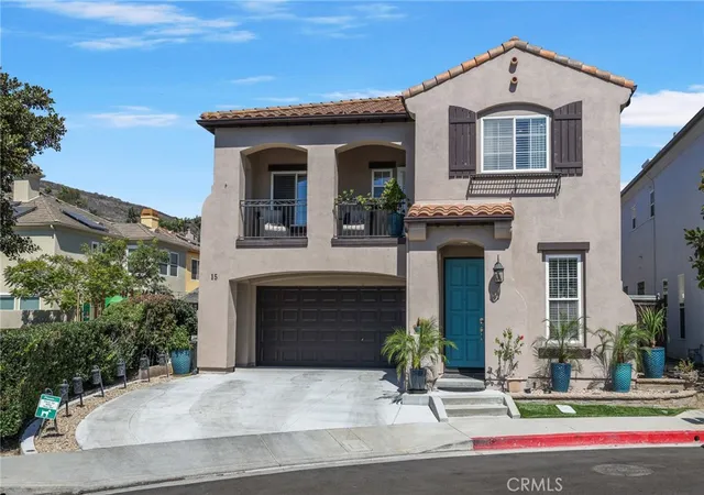 Photo 2 of Single family home for sale at 15 Calle Clasico, San Clemente, CA 92673 | MLS# OC26191527 | Listing updated on 2026-09-29