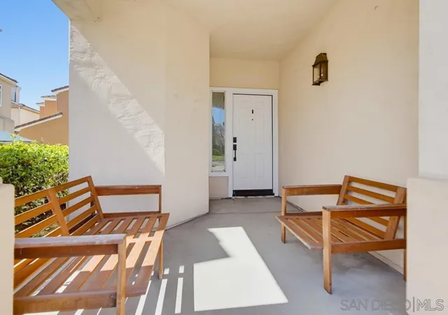 Photo 4 of Sale Pending at 1228 La Vida Ct, Chula Vista, CA 91915 | MLS# 260021602SD | Listing updated on 2026-09-21
