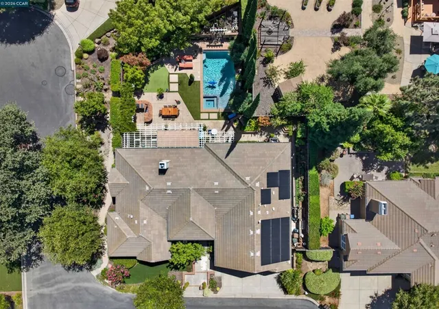 Photo 1 of Sale Pending at 4 Pardi Ln, Clayton, CA 94517 | MLS# 41147064 | Listing updated on 2026-09-15