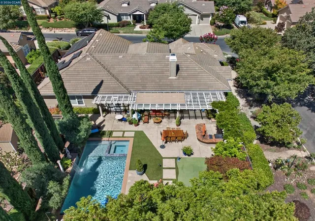 Photo 3 of Sale Pending at 4 Pardi Ln, Clayton, CA 94517 | MLS# 41147064 | Listing updated on 2026-09-15